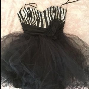 Windsor homecoming dress